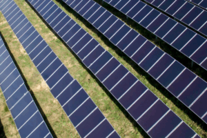 advantages and disadvantages of photovoltaic po...