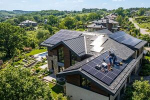 How to Clean a Solar Panel?