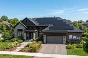 do solar panels emit radiation?